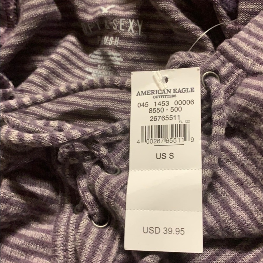 American Eagle 🦅 Plush Top with hood - Picture 7 of 7